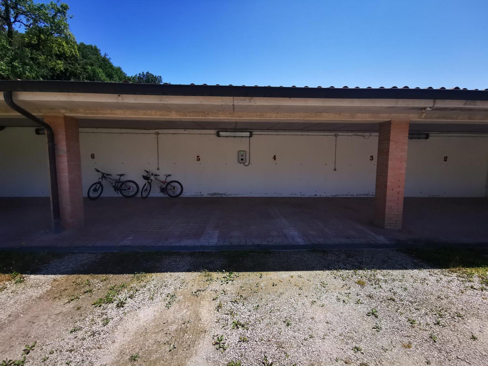 לאזיסה Casa Ghirlanda Con Piscina E Campo Da Tennis מראה חיצוני תמונה