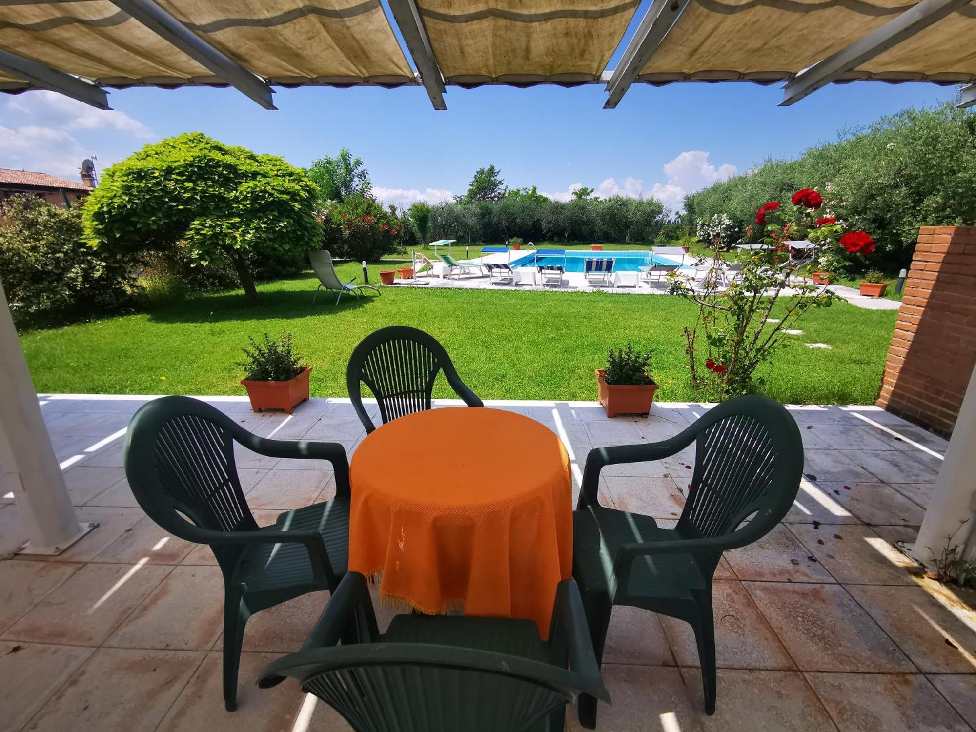 לאזיסה Casa Ghirlanda Con Piscina E Campo Da Tennis מראה חיצוני תמונה