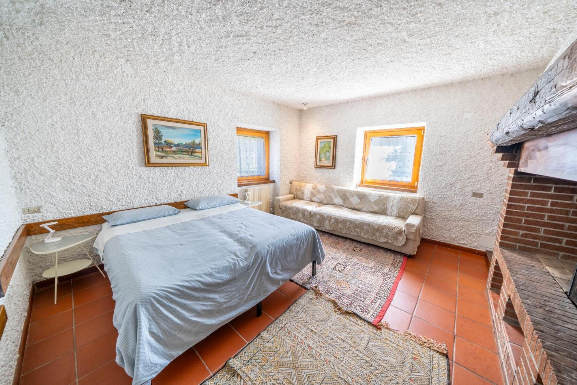 לאזיסה Casa Ghirlanda Con Piscina E Campo Da Tennis מראה חיצוני תמונה