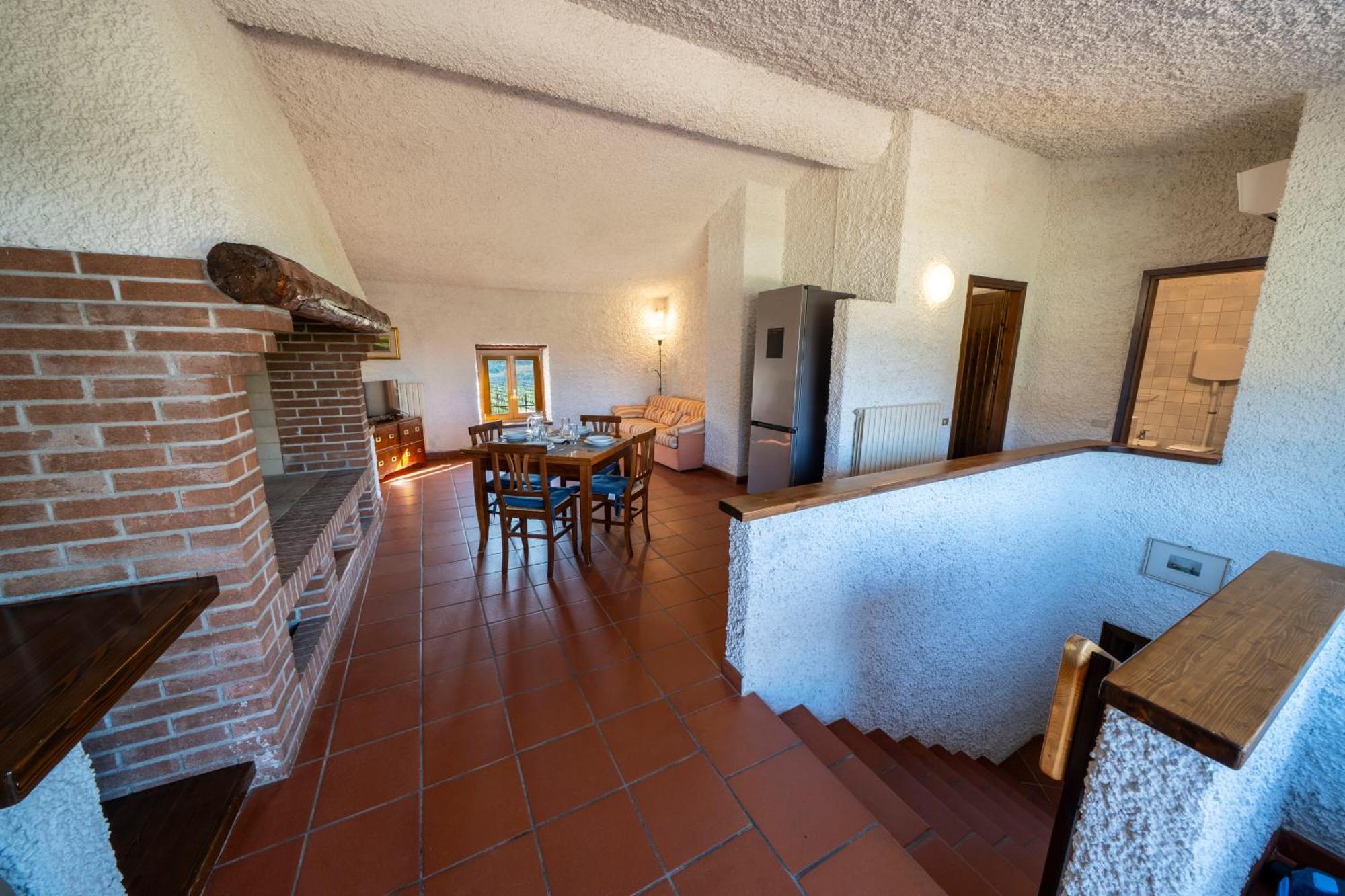 לאזיסה Casa Ghirlanda Con Piscina E Campo Da Tennis מראה חיצוני תמונה