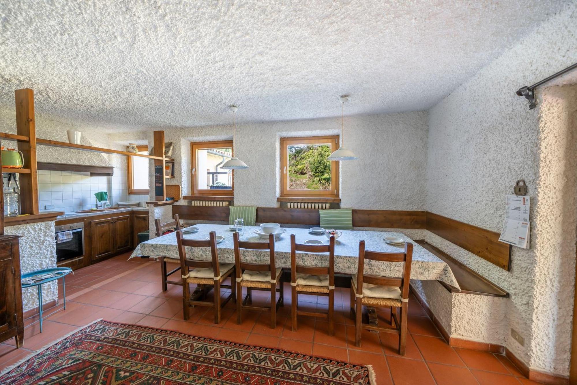 לאזיסה Casa Ghirlanda Con Piscina E Campo Da Tennis מראה חיצוני תמונה